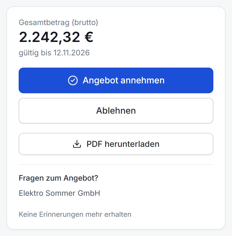 Kundenansicht mit Gesamtbetrag und den SchaltflÃ¤chen â€žAngebot annehmenâ€œ und â€žAblehnenâ€œ